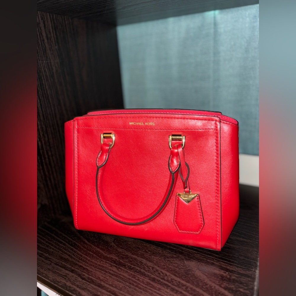 Michael Kors Handbag/ Crossbody